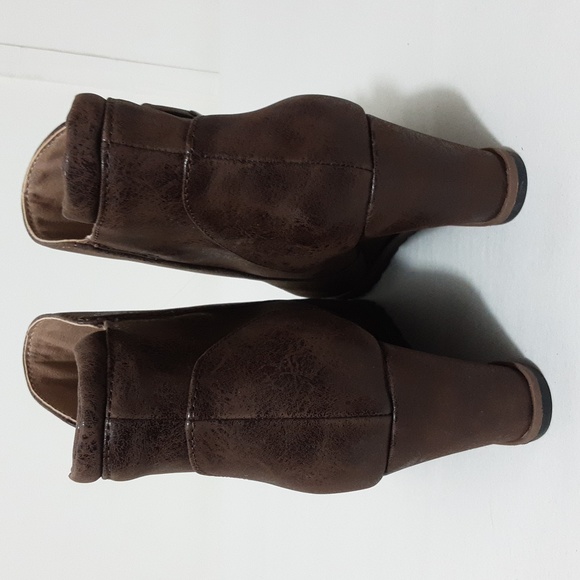 SOUL Naturalizer Haley Ankle Booties/ Boot - Picture 3 of 11